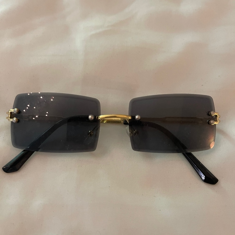 Black Tinted Lens and Gold Sunnies
